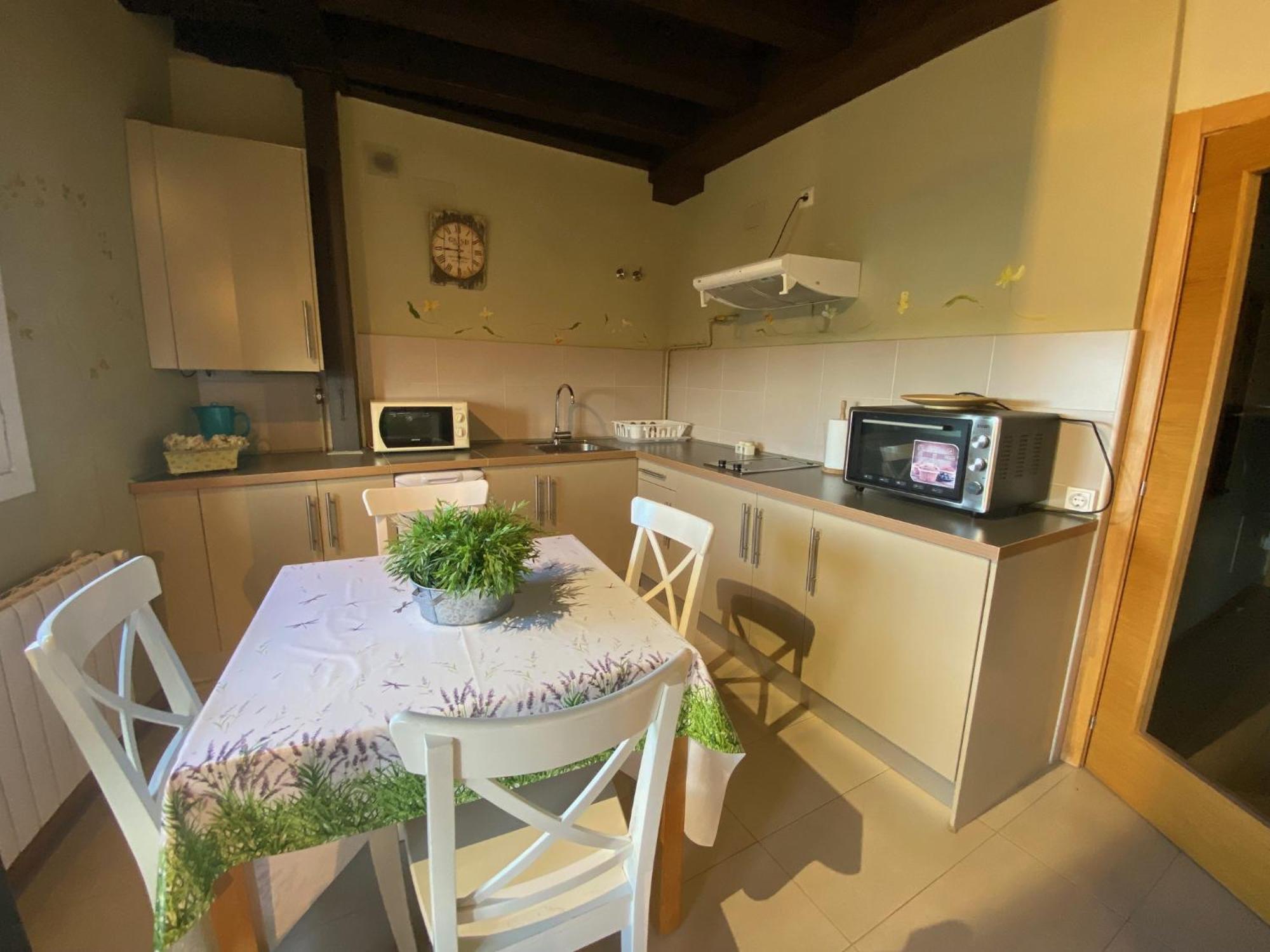 Refitolería Apartamentos Segóvia Exterior foto